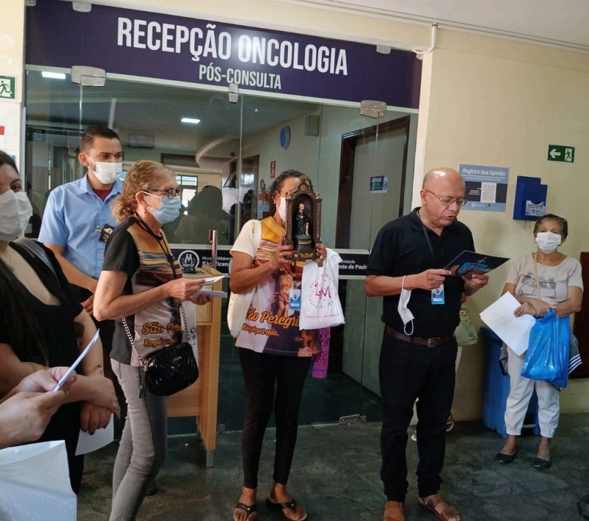VISITAS MENSAIS À ONCOLOGIA
